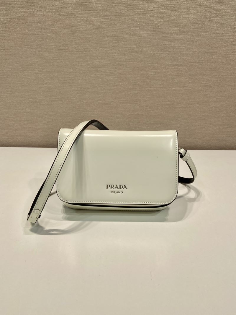 Pra*a hobo bags